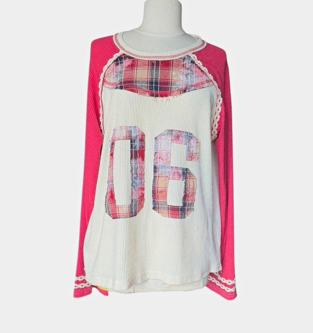 POL Plaid 06 Thermal Top Red Ivory Raw Edge Varsity Women’s Small Eclectic